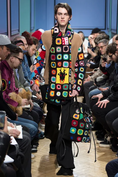 Look 5